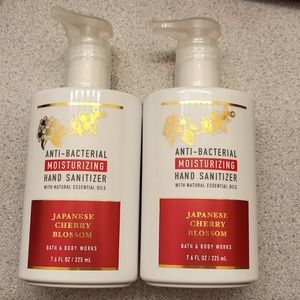 Moisturizing hand sanitizer